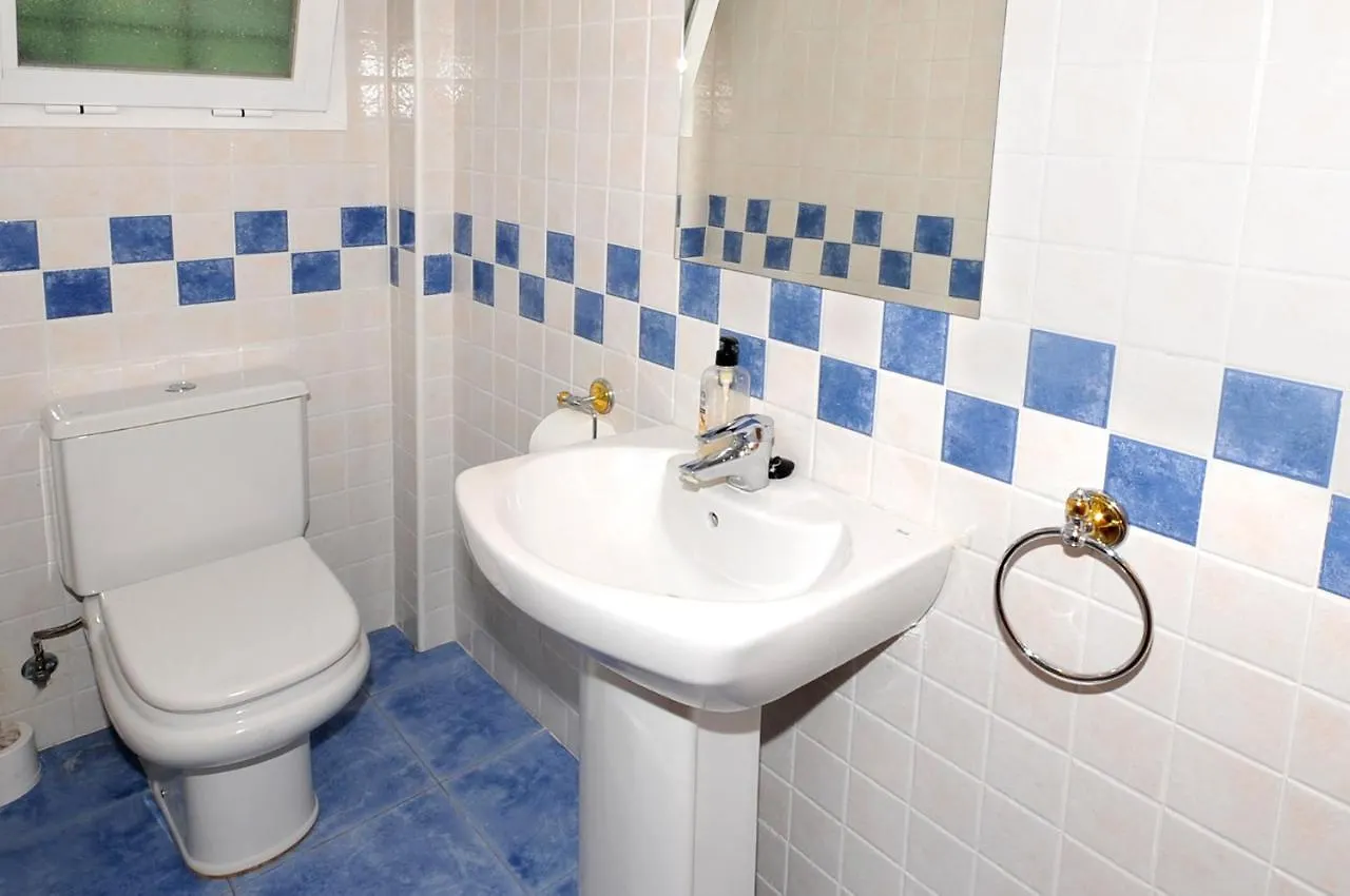 3 Bedroom Townhouse Benahavis Village 0*,