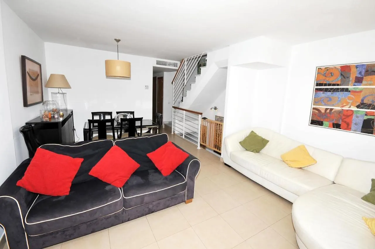 3 Bedroom Townhouse Benahavis Village Apartment
