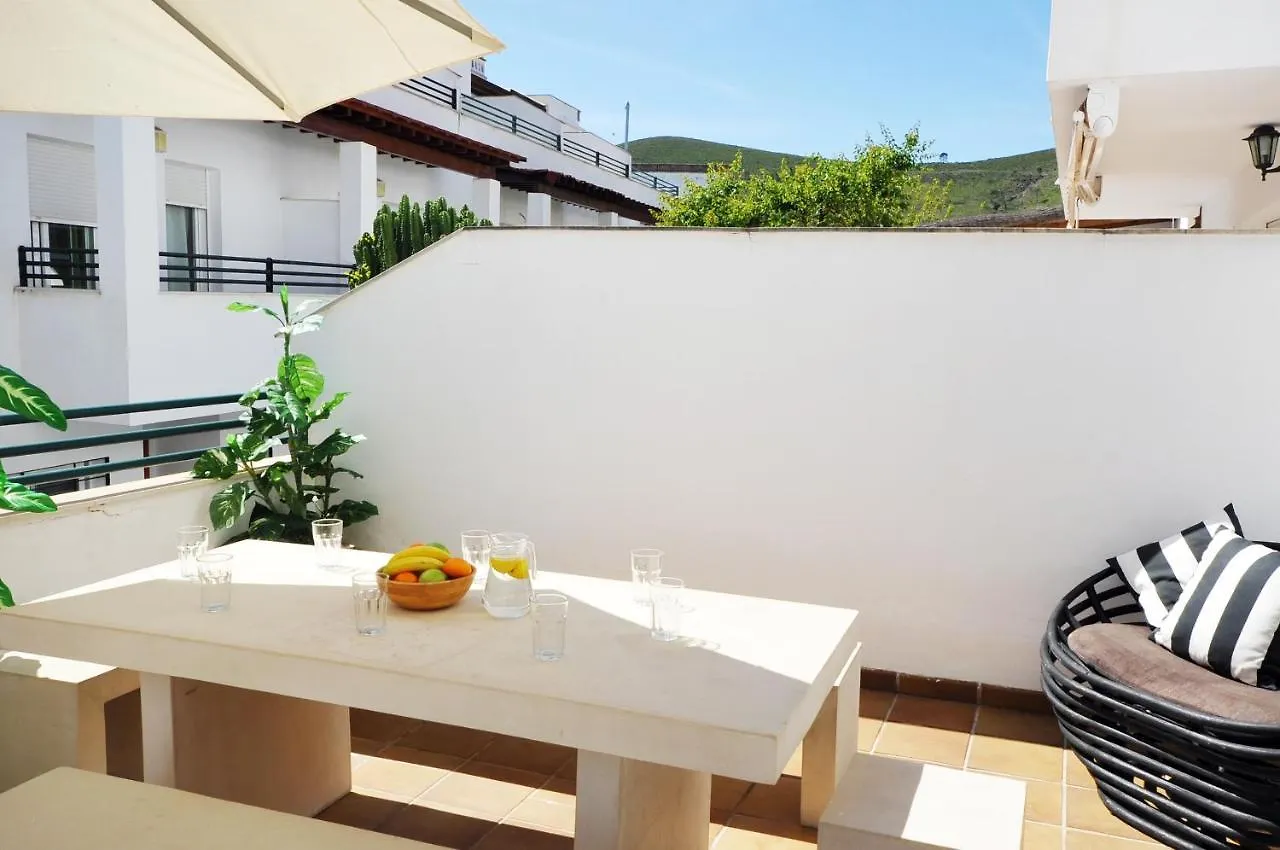 3 Bedroom Townhouse Benahavis Village